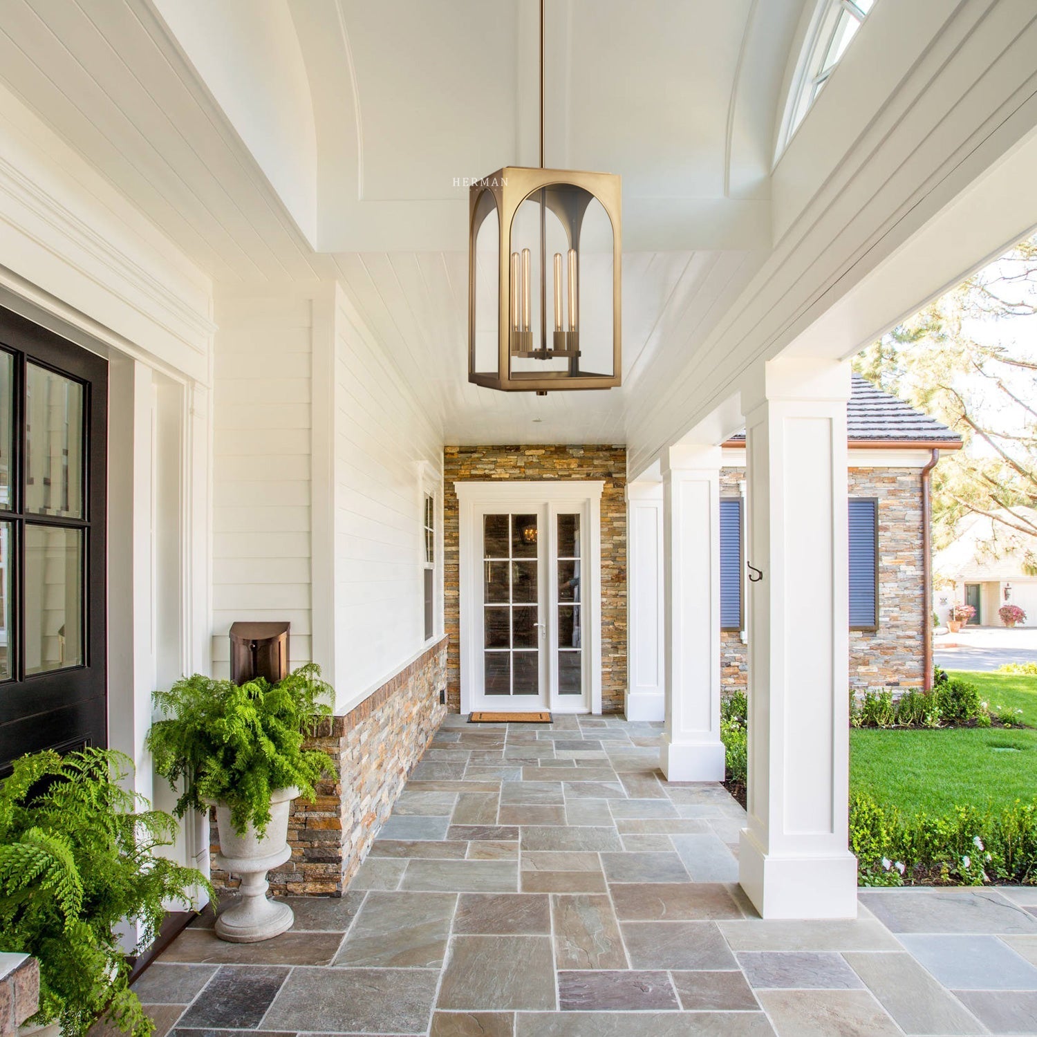 Palladian Outdoor Pendant