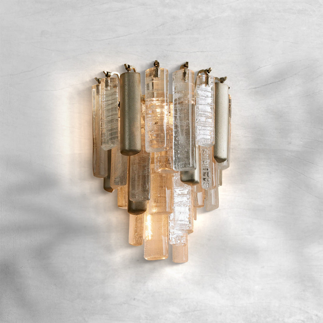 Neve Sconce