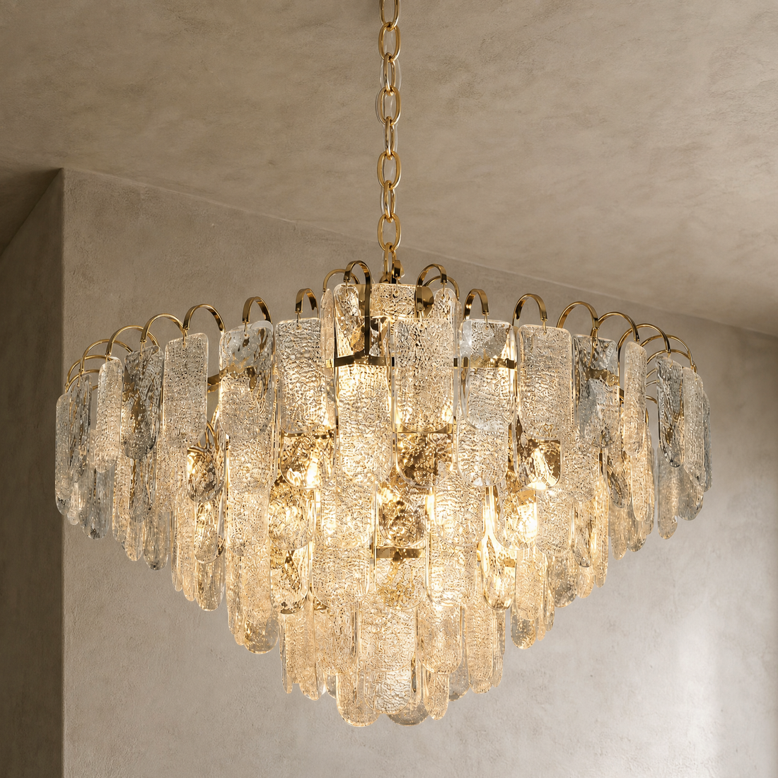 Madreperla Crystal Chandelier — product photo