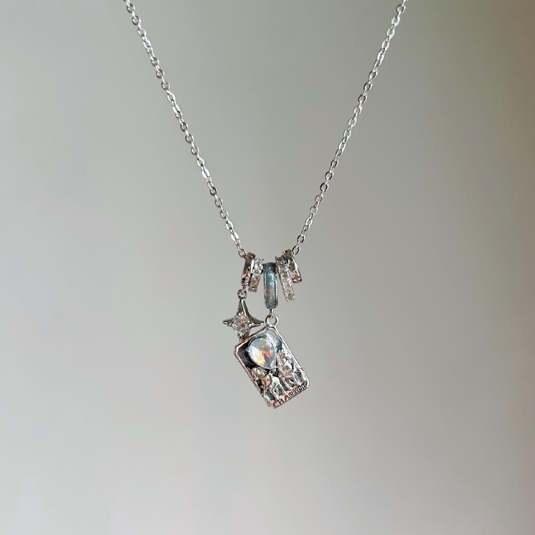 VII THE CHARIOT Tarot Card Pendant