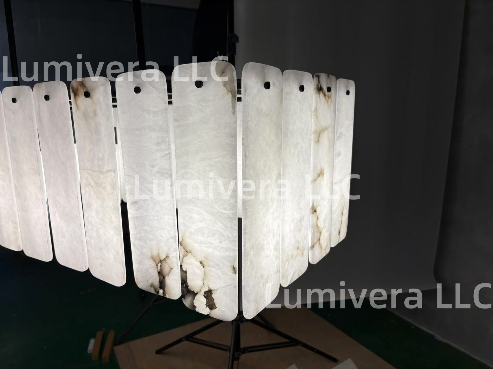 Calametta Onyx Rectangular Chandelier