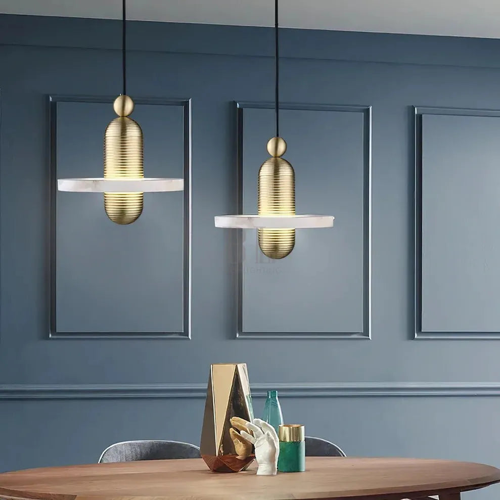 Alabaster Comet Pendant Lamp - D 28cm x H 31.5cm / ∅ 11″ x H 12.4″BlackWarm LightTrivellolab