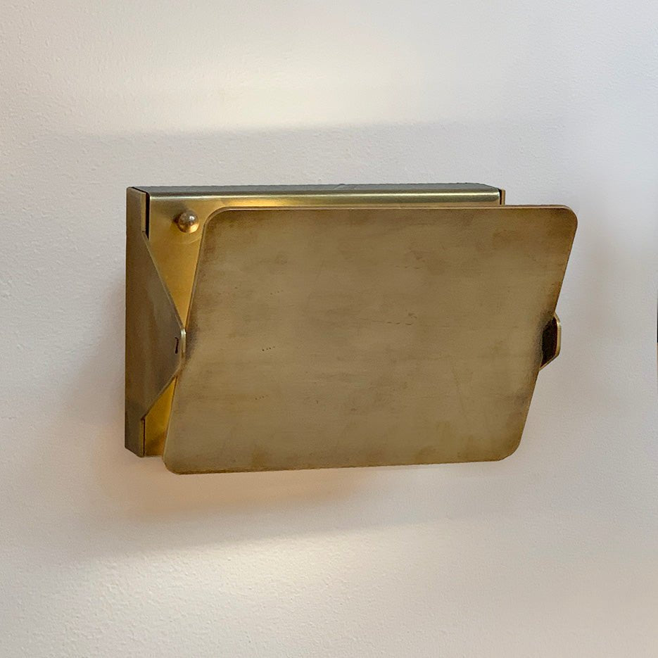 Brass Sconce with Flip Front - Trivellolab