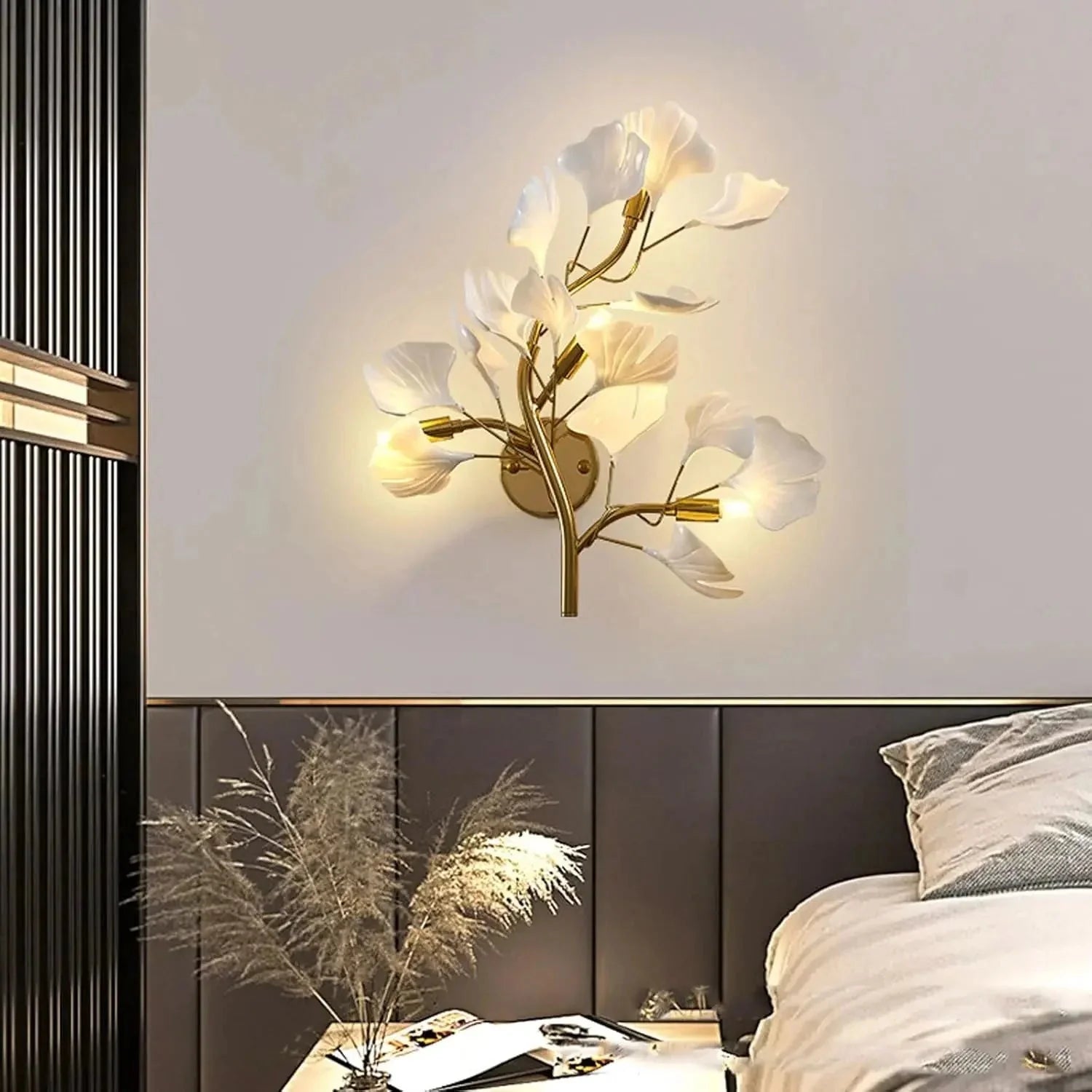 Calla Modern Leaf Wall Lamp - Warm Light 2700KTrivellolab
