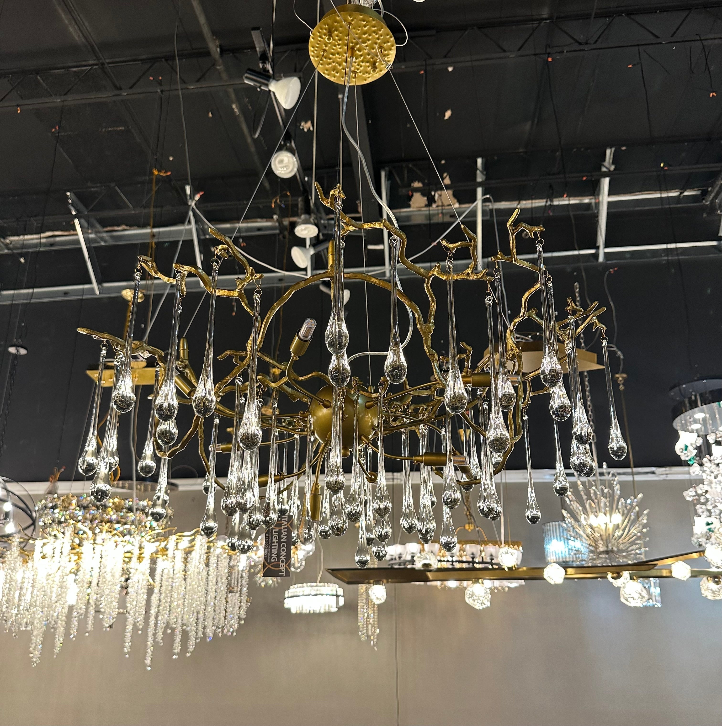 Dawn Teardrop Branch Brass Round Chandelier - 26" diameterClear GlassTrivellolab