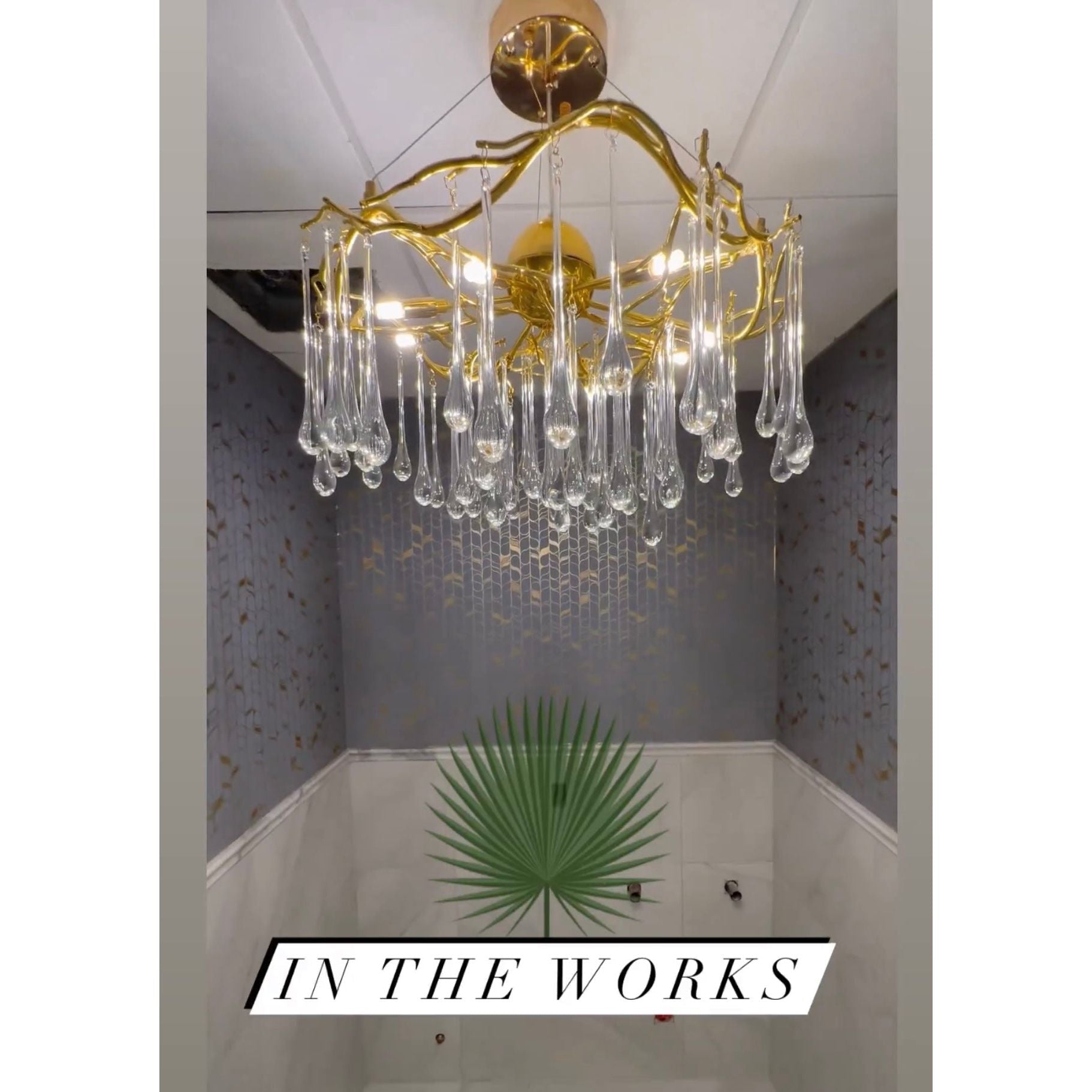 Dawn Teardrop Branch Brass Round Chandelier - 26" diameterClear GlassTrivellolab