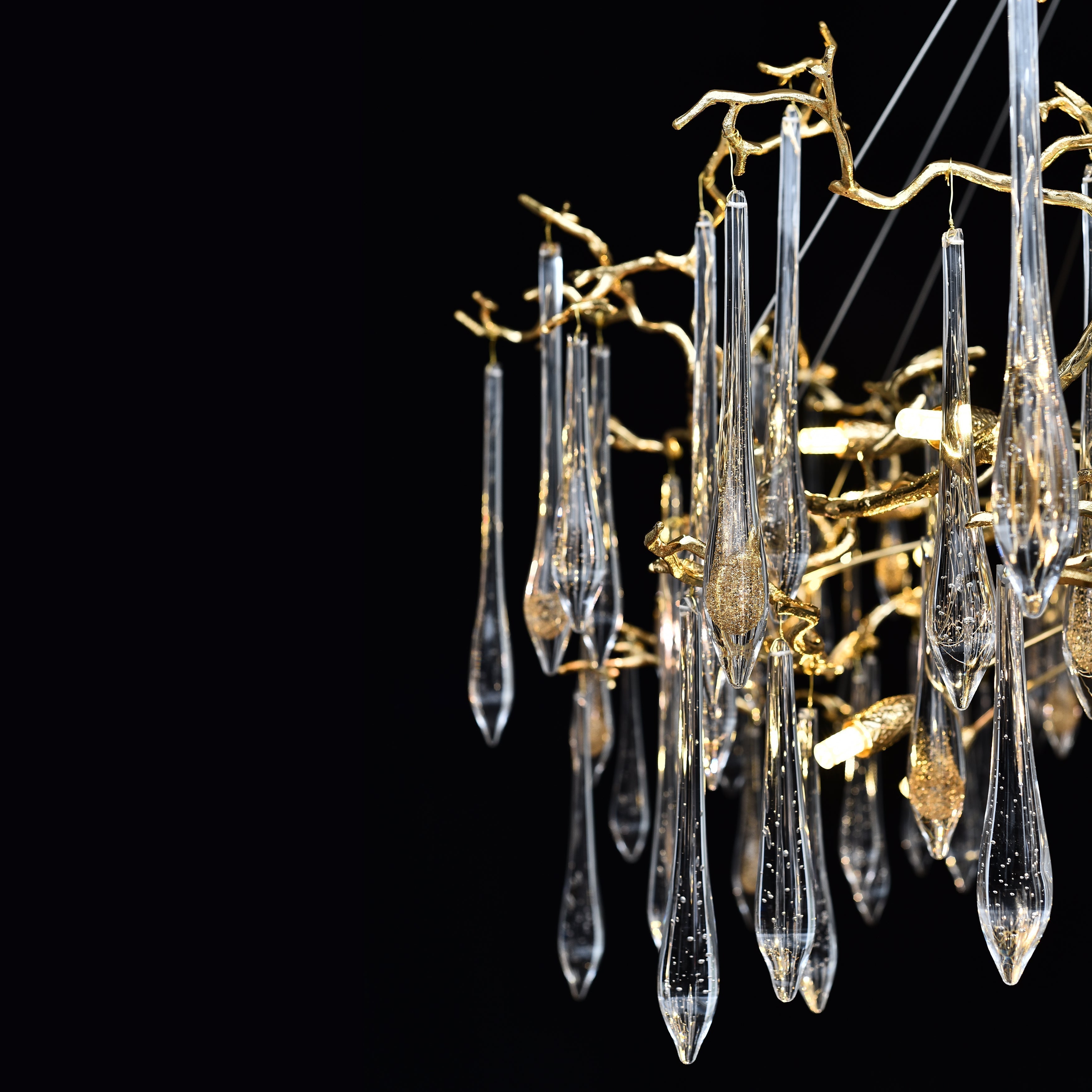Dawn Teardrop Branch Brass Round Chandelier - 26" diameterClear GlassTrivellolab