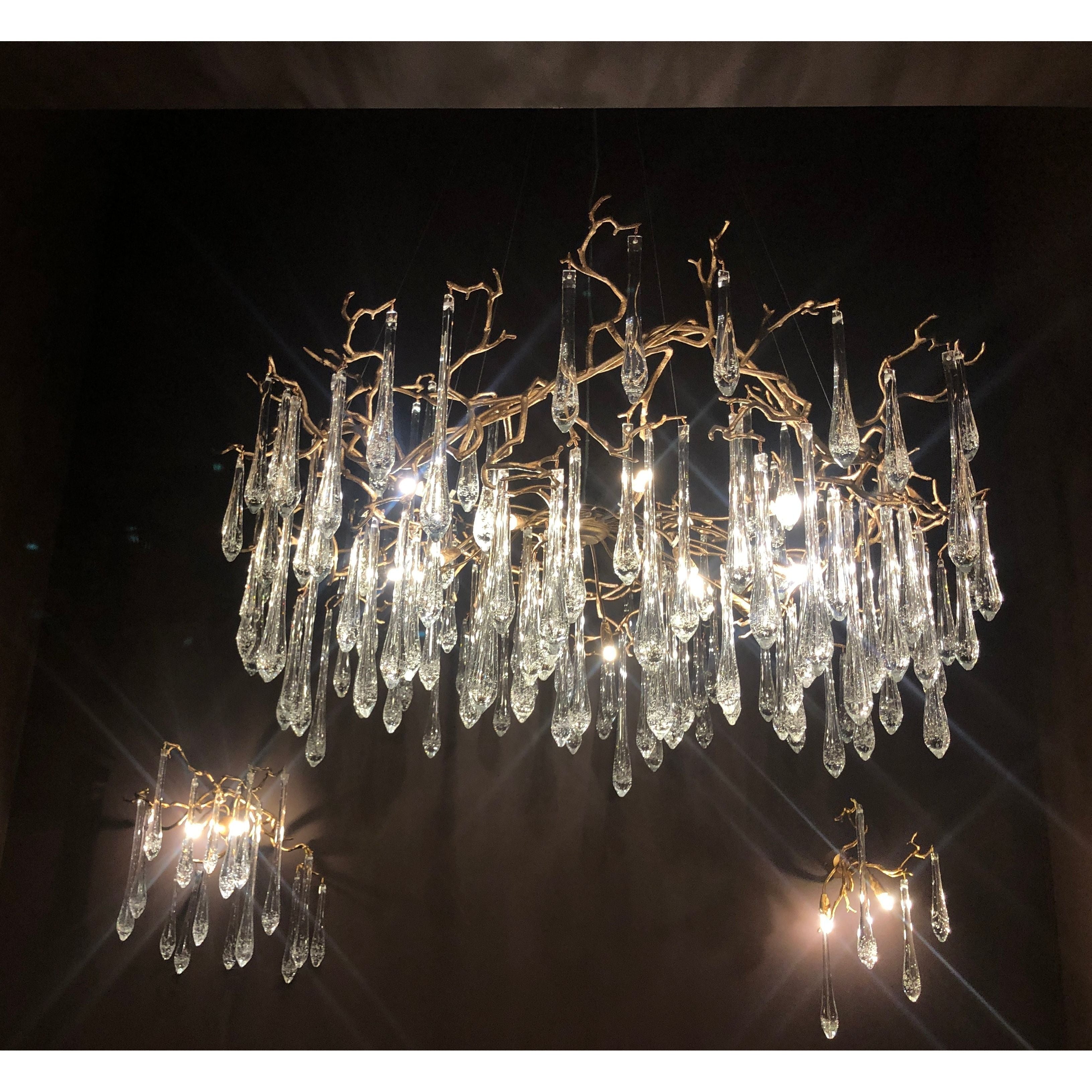 Dawn Teardrop Branch Brass Round Chandelier - 26" diameterClear GlassTrivellolab