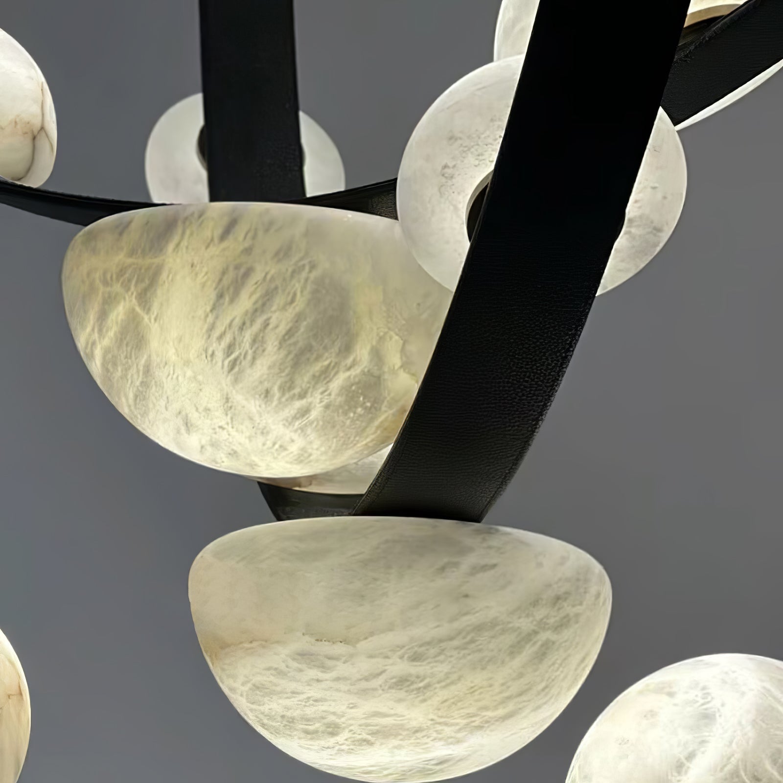 Dew Drops Alabaster Chandelier - L 188cm x H 120cm / L 74″ x H 47.2″Black & WhiteWarm LightTrivellolab