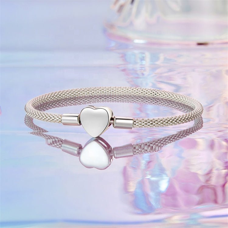 Trivellolab Heart Clasp Charm Bracelet
