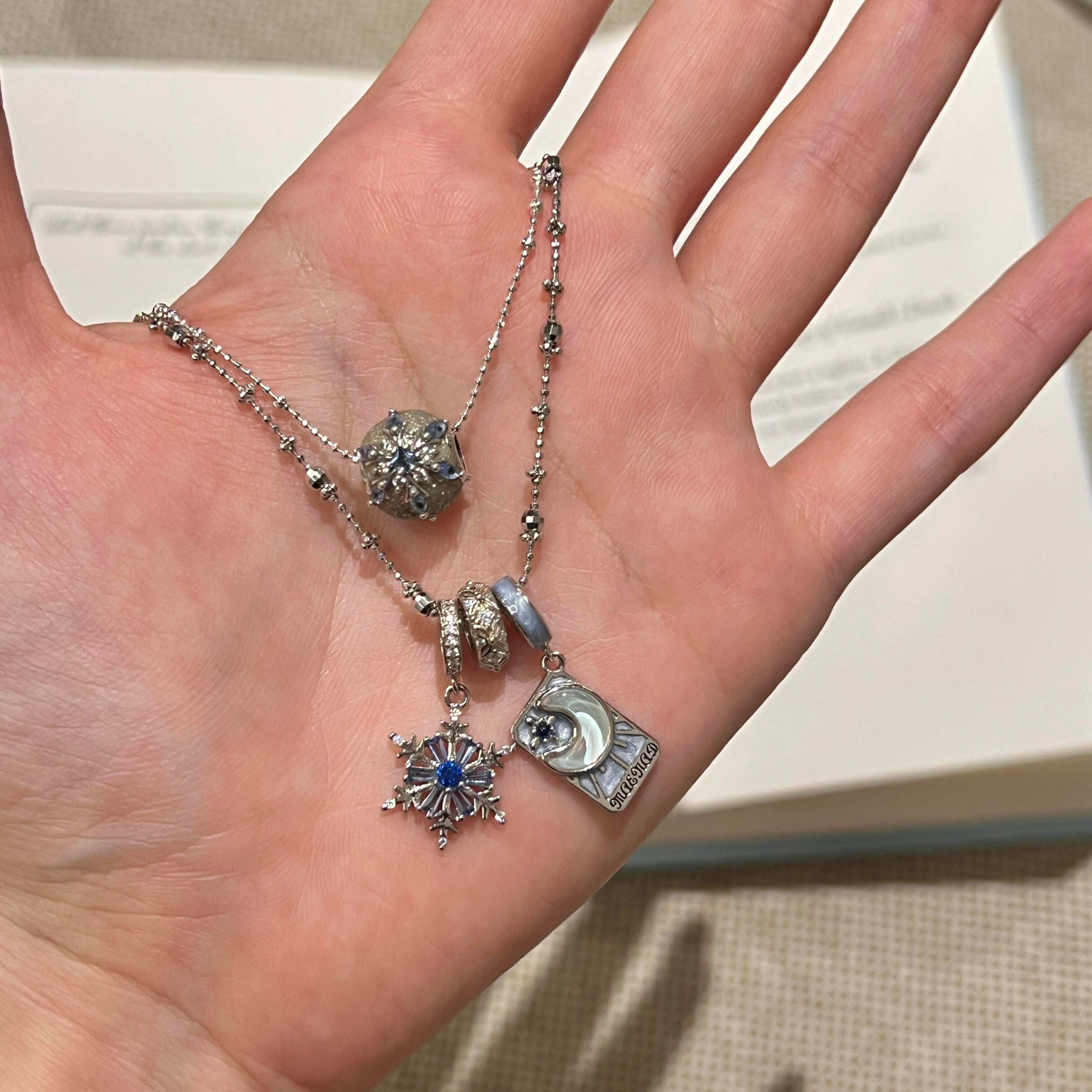 II THE HIGH PRIESTESS Tarot Card Pendant