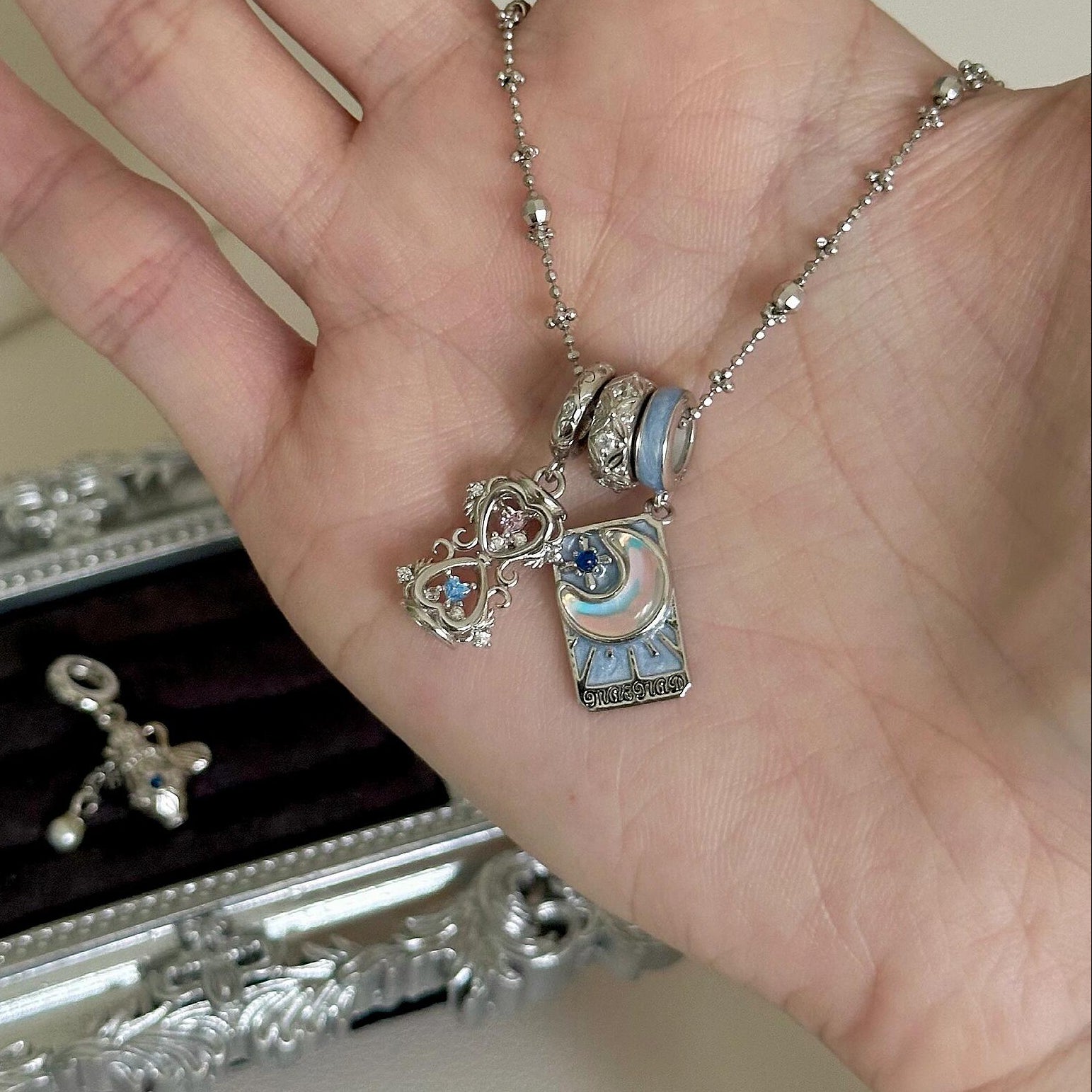 II THE HIGH PRIESTESS Tarot Card Pendant