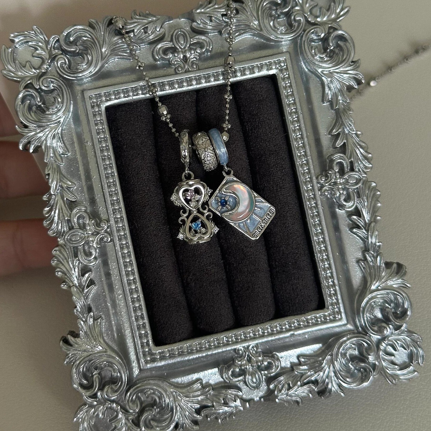 II THE HIGH PRIESTESS Tarot Card Pendant