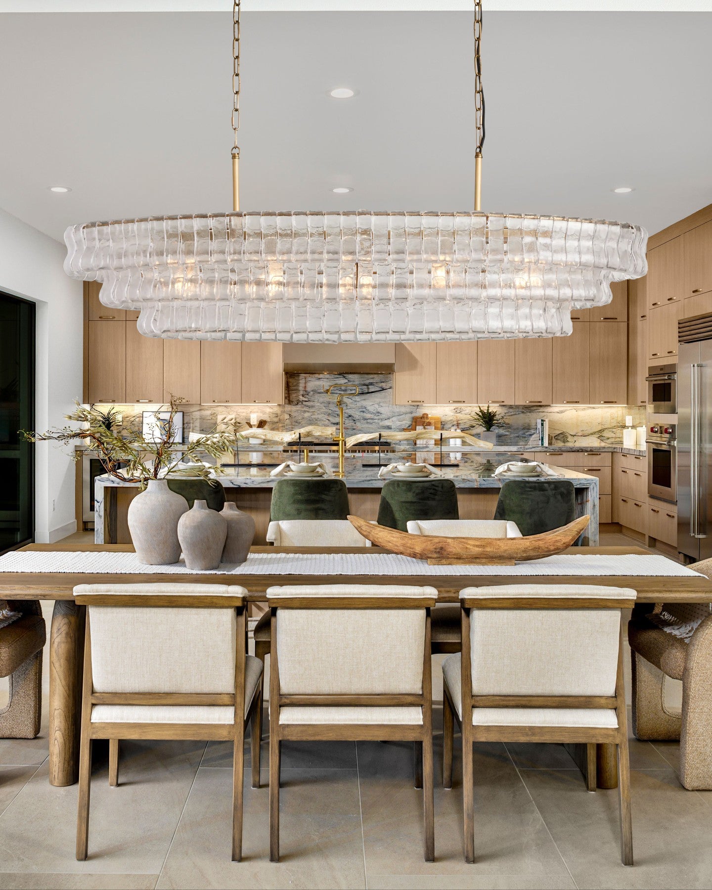 Ghiaccio Oval Chandelier