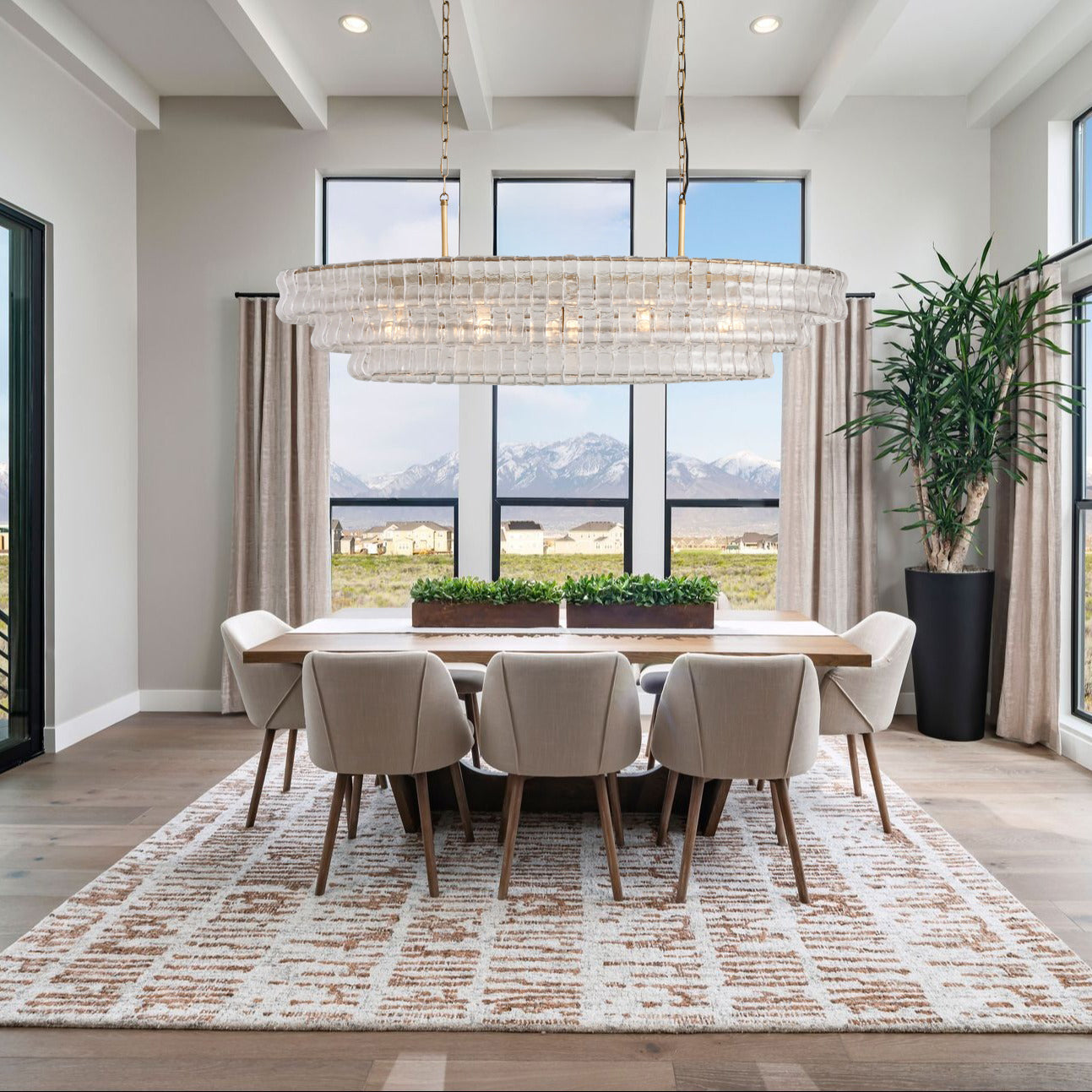 Ghiaccio Oval Chandelier