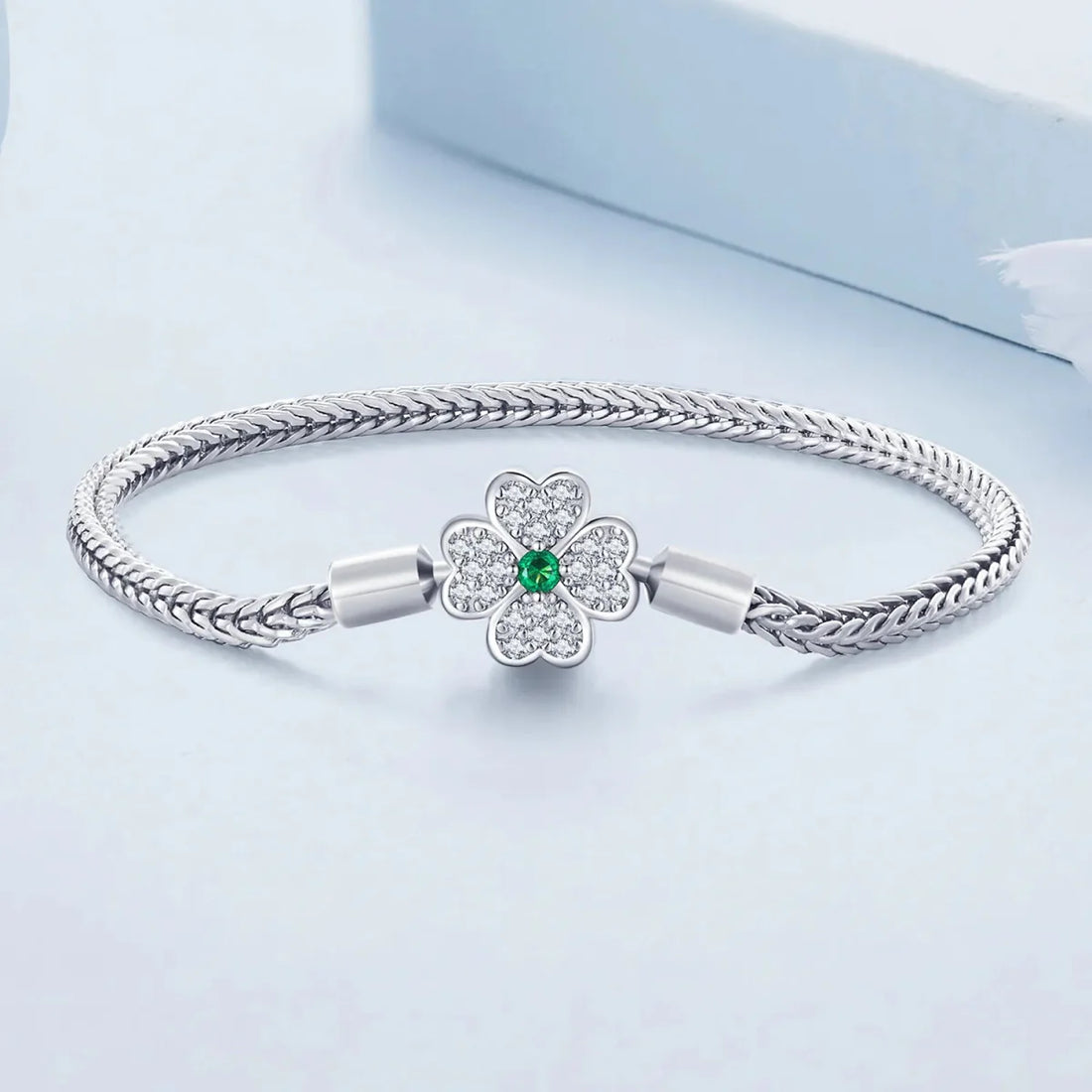 Trivellolab Lucky Four - Leaf Clover Charm Bracelet