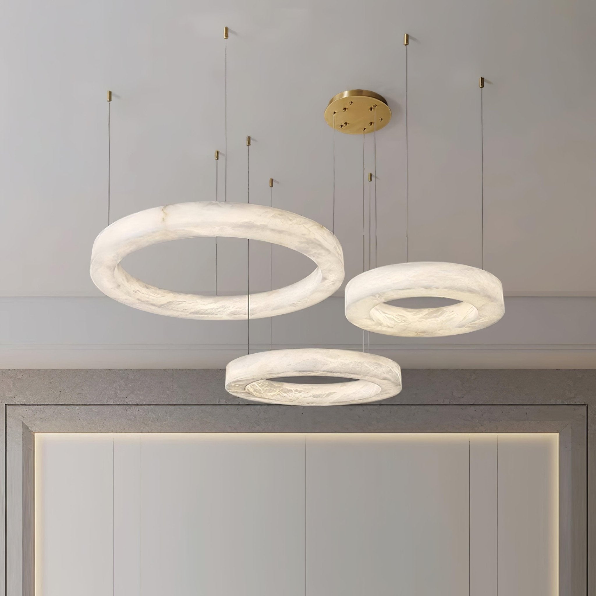 Marika Alabaster Chandelier - 3 Rings S 19.6″+23.6″+31.5″ / 50cm+60cm+80cmBrass & White AlabasterWarm WhiteTrivellolab