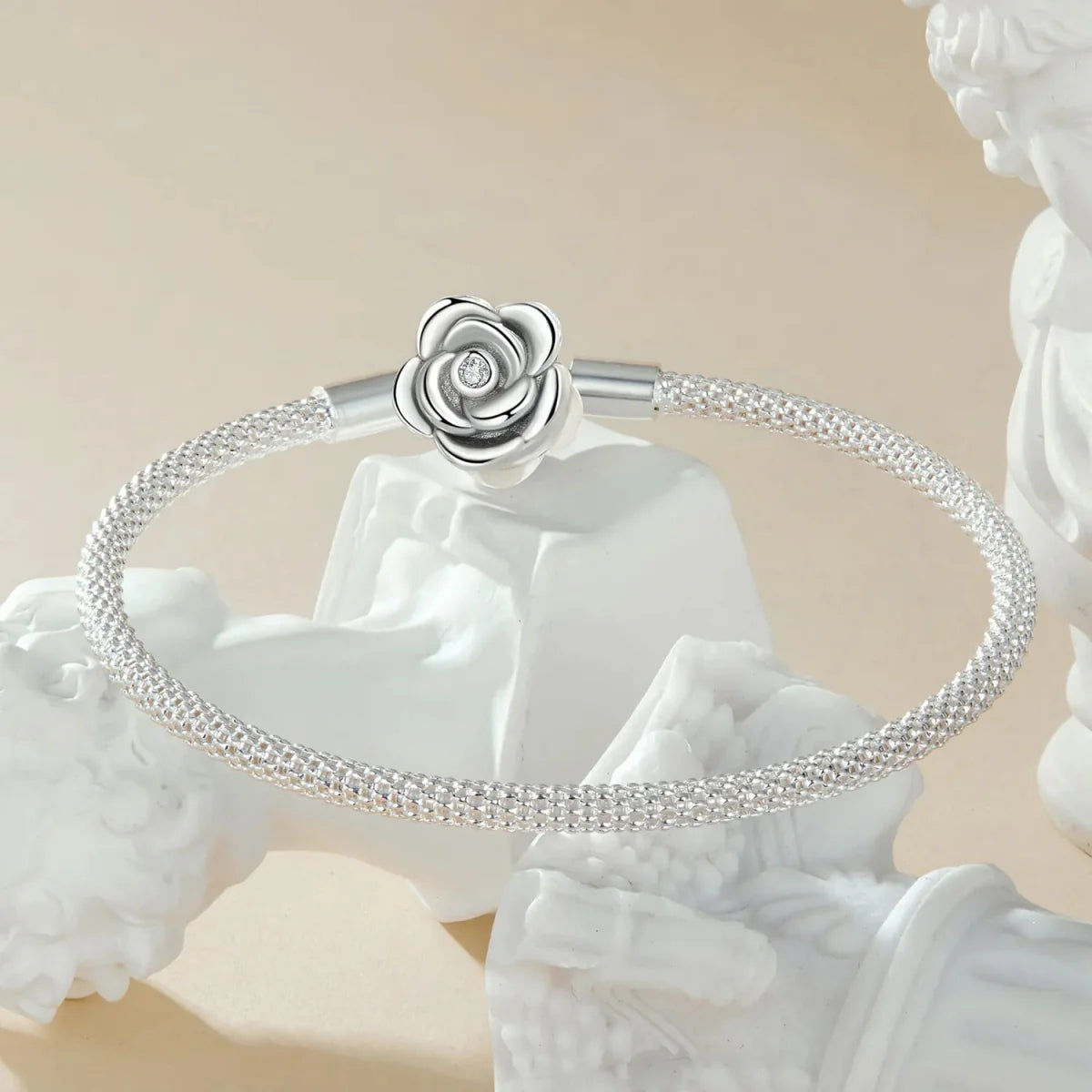 Trivellolab Rose Blossom Charm Bracelet