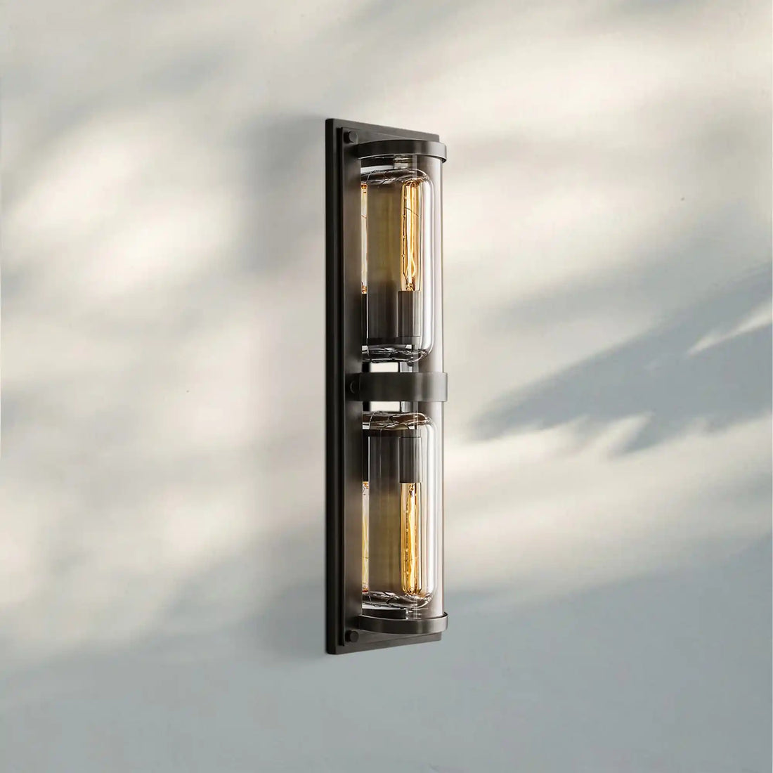 Saver Round Linear Sconce