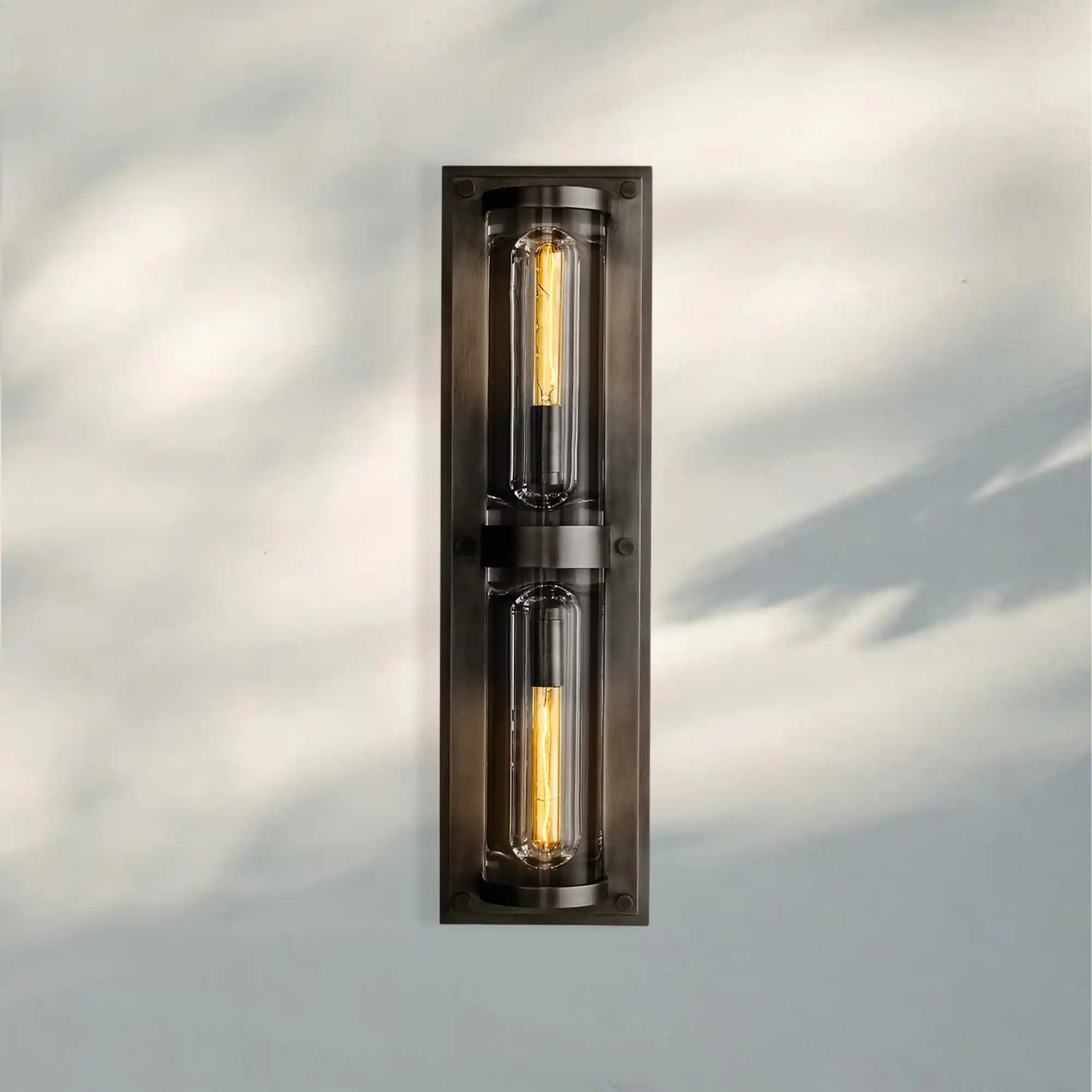 Saver Round Linear Sconce